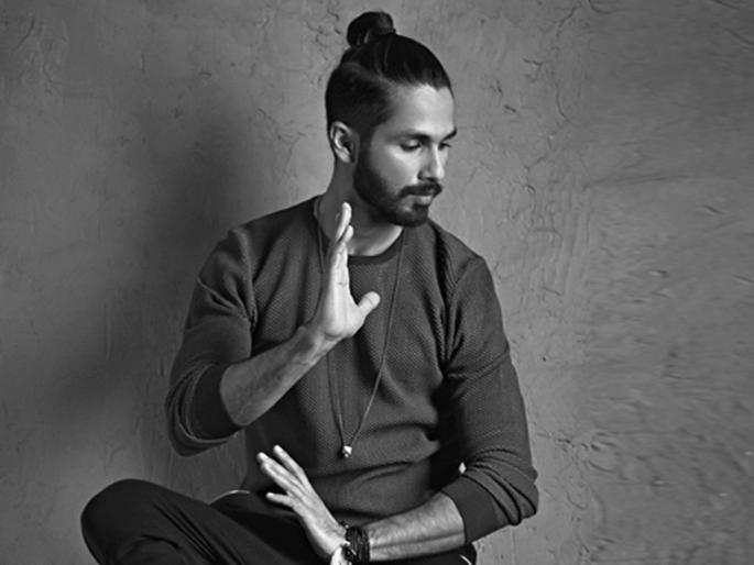 Shahid is afraid of what? | शाहिदला कशाची वाटतेय भीती? Shahid is afraid of what? | शाहिदला कशाची वाटतेय भीती?