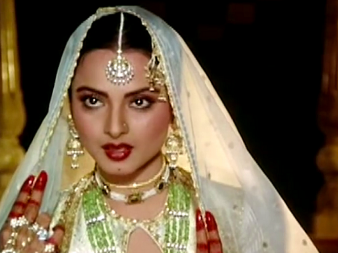 Rekha's Top 10 Movies | रेखा यांचे गाजलेले १० चित्रपट Rekha's Top 10 Movies | रेखा यांचे गाजलेले १० चित्रपट
