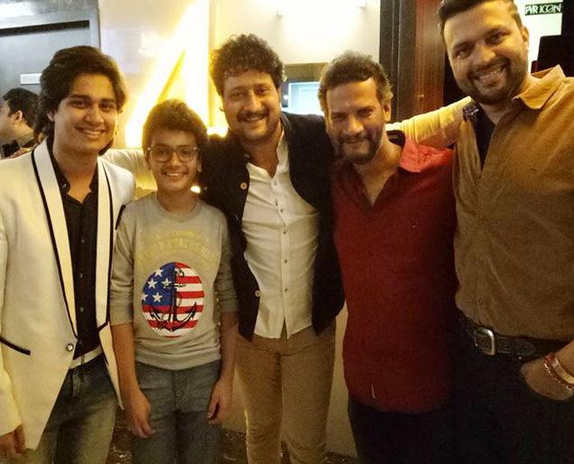 The movie is appreciated by Jitendra | जितेंद्रने केले या चित्रपटाचे कौतुक The movie is appreciated by Jitendra | जितेंद्रने केले या चित्रपटाचे कौतुक