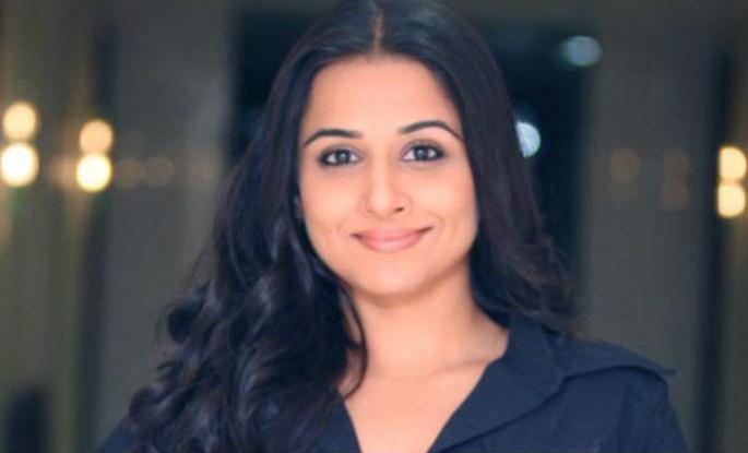 Vidya in the role of Savitri in the biopic | बायोपिकमध्ये सावित्रीच्या भूमिकेत विद्या Vidya in the role of Savitri in the biopic | बायोपिकमध्ये सावित्रीच्या भूमिकेत विद्या