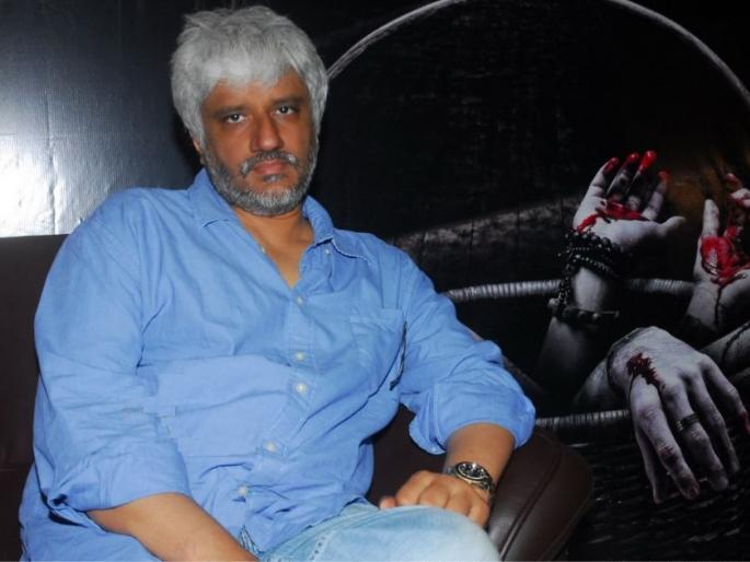Nudity is not distortion in my film! | माझ्या चित्रपटात नग्नता म्हणजे बीभत्सपणा नाही! Nudity is not distortion in my film! | माझ्या चित्रपटात नग्नता म्हणजे बीभत्सपणा नाही!