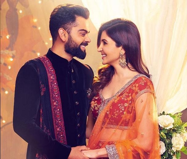 Anushka Sharma and Virat Kohli will be the only two cricketer to be present | केवळ हे दोनच क्रिकेटर लावणार अनुष्का शर्मा आणि विराट कोहलीच्या लग्नाला उपस्थिती Anushka Sharma and Virat Kohli will be the only two cricketer to be present | केवळ हे दोनच क्रिकेटर लावणार अनुष्का शर्मा आणि विराट कोहलीच्या लग्नाला उपस्थिती