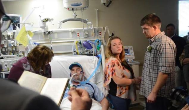 Wedding ceremony in the ICU section | अतिदक्षता विभागात लग्नसोहळा