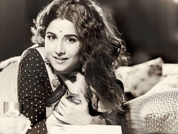Vidya Balan rejected Meena Kumari's biopic, do you know? | विद्या बालनने मीना कुमारीचे बायोपिक का नाकारले, तुम्हाला ठाऊक आहे? Vidya Balan rejected Meena Kumari's biopic, do you know? | विद्या बालनने मीना कुमारीचे बायोपिक का नाकारले, तुम्हाला ठाऊक आहे?