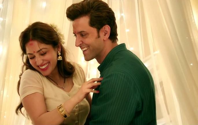 In the hurry to release the song, 'Kabeel' secret was opened | गाणे रिलीज करण्याच्या घाईमध्ये ‘काबील’चे गुपित पडले उघडे In the hurry to release the song, 'Kabeel' secret was opened | गाणे रिलीज करण्याच्या घाईमध्ये ‘काबील’चे गुपित पडले उघडे