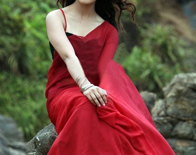 Yamai did not believe - Diva Khosla | यामीची शाश्वती नव्हती -दिव्या खोसला Yamai did not believe - Diva Khosla | यामीची शाश्वती नव्हती -दिव्या खोसला