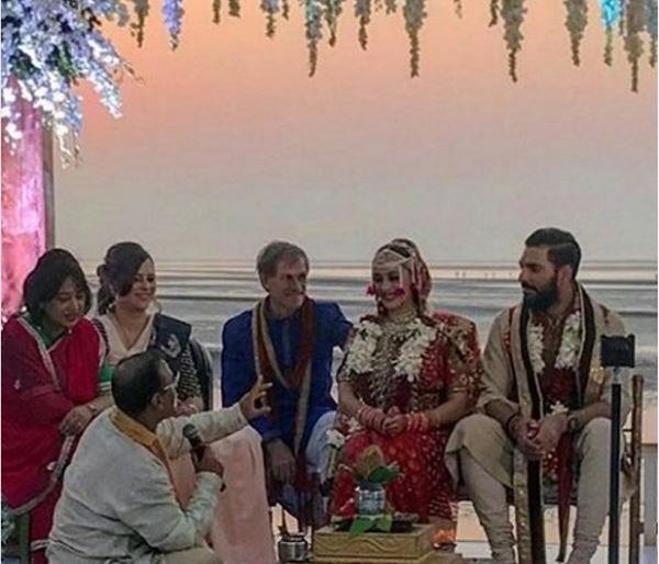 Traditional Ritual of UV-Hijal wedding in Goa! | गोव्यात पार पडले युवी-हेजलच्या लग्नाचे पारंपारिक विधी! Traditional Ritual of UV-Hijal wedding in Goa! | गोव्यात पार पडले युवी-हेजलच्या लग्नाचे पारंपारिक विधी!