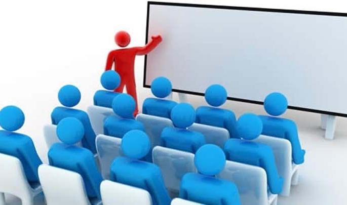 Parents ask whether corona infection only in Coaching Classes | लग्न समारंभ, साेहळ्यात गर्दी; काेचिंग क्लासमध्येच काेराेना हाेताे का?