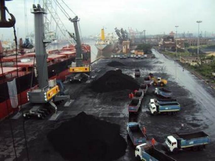 coal import ban by 2024 coal minister pralhad joshi announcement will increase production in the country | २०२४ पर्यंत कोळशाची आयात बंद; कोळसा मंत्री प्रल्हाद जोशी यांची घोषणा, देशात उत्पादन वाढवणार coal import ban by 2024 coal minister pralhad joshi announcement will increase production in the country | २०२४ पर्यंत कोळशाची आयात बंद; कोळसा मंत्री प्रल्हाद जोशी यांची घोषणा, देशात उत्पादन वाढवणार