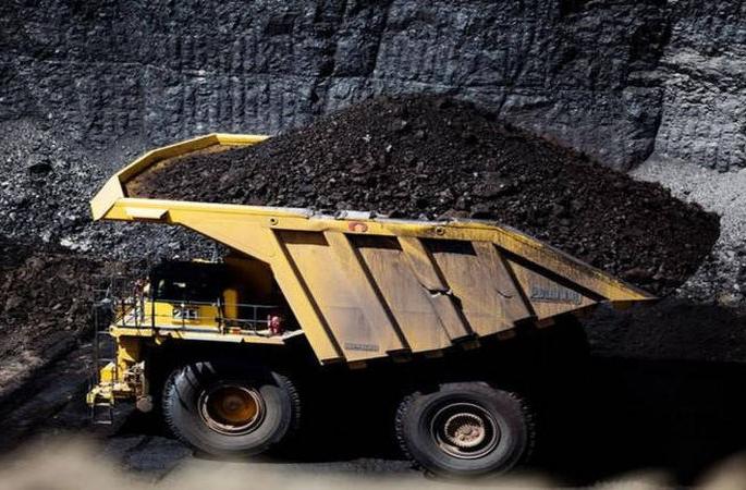 In Lockdown also records coal production: supply to power plants | लॉकडाऊनमध्येही कोळशाचे रेकॉर्ड उत्पादन : वीज केंद्रांना पुरवठा