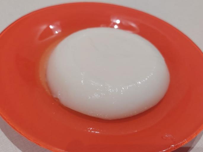 Coconut pudding; A very simple, minimalist type of coconut dessert! | कोकोनट पुडिंग; डेझर्टचा अगदी सोपा, कमीत कमी साहित्यात होणारा उत्तम स्पेशल प्रकार!