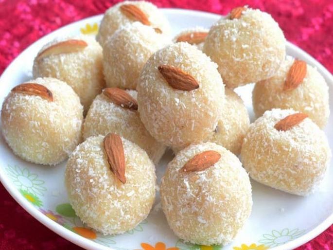 Ganesh Utsav Special Recipe coconut laddoo or khobryache ladooo | Ganesh Utsav Special Recipe : नैवेद्यासाठी गोड गोड खोबऱ्याचे लाडू Ganesh Utsav Special Recipe coconut laddoo or khobryache ladooo | Ganesh Utsav Special Recipe : नैवेद्यासाठी गोड गोड खोबऱ्याचे लाडू