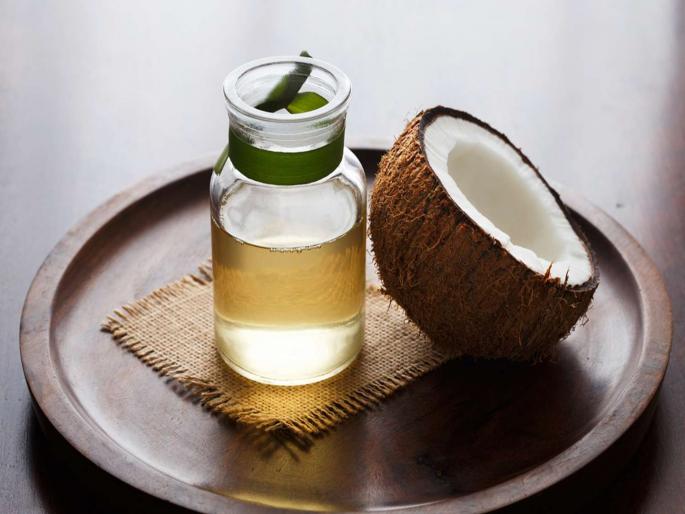 Coconut oil has become a VIP product price has increased three times in two years | Coconut Oil : नारळ तेल बनलं VIP प्रोडक्ट; दोन वर्षांत तीन पटींनी वाढली किंमत