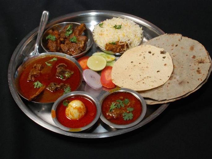 Police settle 'gang' for gang in gatari amavasay | गटारी अमावस्येला पोलीस बंदोबस्त ‘टाइट’ Police settle 'gang' for gang in gatari amavasay | गटारी अमावस्येला पोलीस बंदोबस्त ‘टाइट’