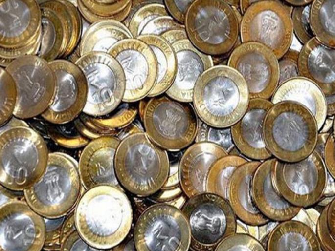 Someone without taking a chiller, piled up in the bank; Rumors and Digital Payments Challenge Banks | चिल्लर घेईना कुणी,बँकेत करोडोंच्या नाण्यांचा ढीग;अफवा,डिजिटल पेमेंटने बँकांसमोर यक्षप्रश्न Someone without taking a chiller, piled up in the bank; Rumors and Digital Payments Challenge Banks | चिल्लर घेईना कुणी,बँकेत करोडोंच्या नाण्यांचा ढीग;अफवा,डिजिटल पेमेंटने बँकांसमोर यक्षप्रश्न