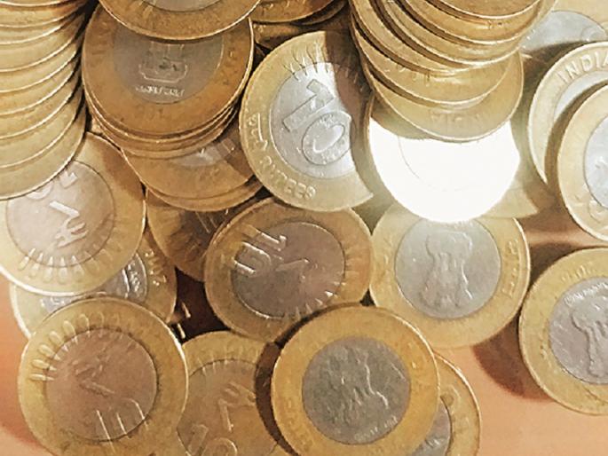 10 crores worth of 10 rupees coins in Aurangabad banks not withdrawn | औरंगाबादमधील बँकांमध्ये १० रुपयांची १० कोटींची नाणी पडून 10 crores worth of 10 rupees coins in Aurangabad banks not withdrawn | औरंगाबादमधील बँकांमध्ये १० रुपयांची १० कोटींची नाणी पडून