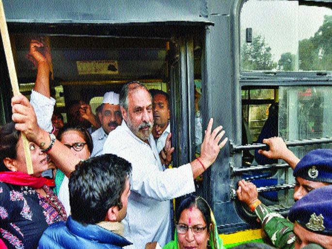 The biggest scam, the Congress is the scandal | नोटाबंदी हा आजवरचा सर्वात मोठा घोटाळा, काँग्रेसचा घणाघाती आरोप The biggest scam, the Congress is the scandal | नोटाबंदी हा आजवरचा सर्वात मोठा घोटाळा, काँग्रेसचा घणाघाती आरोप