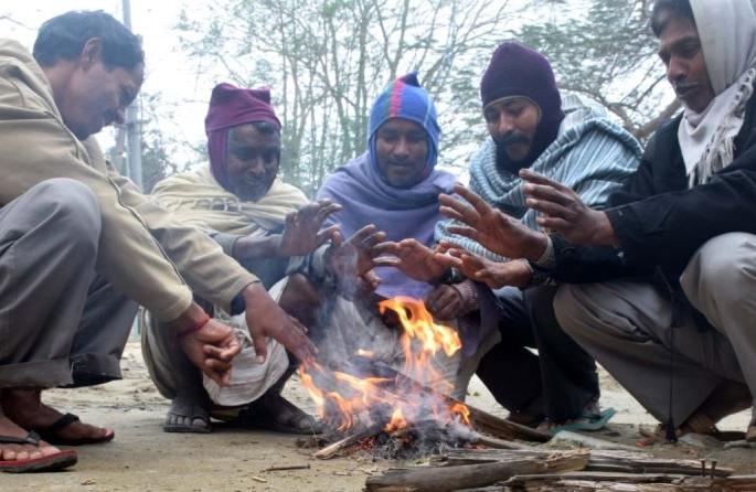 'Biting Cold' in Kolkata-Semadoh Valley in Melghat! | मेळघाटातील कोलकास-सेमाडोह व्हॅलीत 'बायटिंग कोल्ड'! 'Biting Cold' in Kolkata-Semadoh Valley in Melghat! | मेळघाटातील कोलकास-सेमाडोह व्हॅलीत 'बायटिंग कोल्ड'!