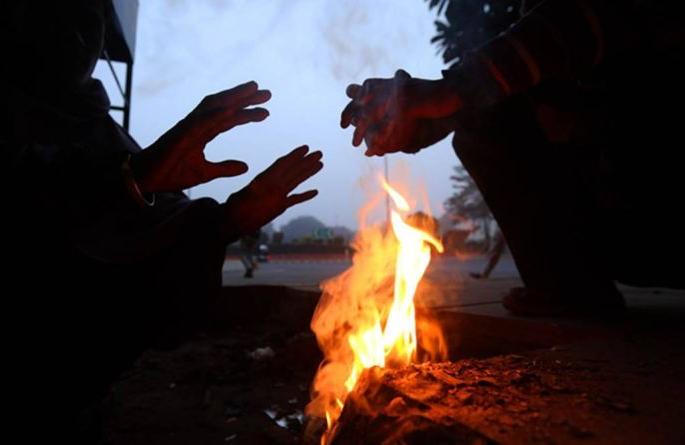 Gondia 12.6; Rain warning in Vidarbha; Nagpur also collapsed | गोंदिया @ १२.६; विदर्भात पावसाचा इशारा; नागपूरही गारठले Gondia 12.6; Rain warning in Vidarbha; Nagpur also collapsed | गोंदिया @ १२.६; विदर्भात पावसाचा इशारा; नागपूरही गारठले