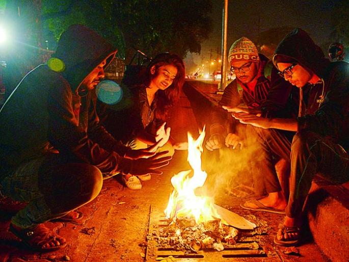 cold to grow in state in three days; Chance of rain in Konkan with Mumbai today | तीन दिवसांत राज्यात वाढणार गारठा; मुंबईसह कोकणात आज पावसाची शक्यता cold to grow in state in three days; Chance of rain in Konkan with Mumbai today | तीन दिवसांत राज्यात वाढणार गारठा; मुंबईसह कोकणात आज पावसाची शक्यता
