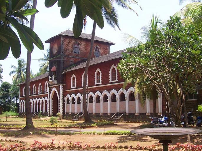 Seven revenue officials transfer to Sindhudurg district on the backdrop of election | निवडणूकीच्या पार्श्वभूमीवर सिंधुदुर्ग जिल्ह्यात सात महसुली अधिकाऱ्यांच्या बदल्या Seven revenue officials transfer to Sindhudurg district on the backdrop of election | निवडणूकीच्या पार्श्वभूमीवर सिंधुदुर्ग जिल्ह्यात सात महसुली अधिकाऱ्यांच्या बदल्या