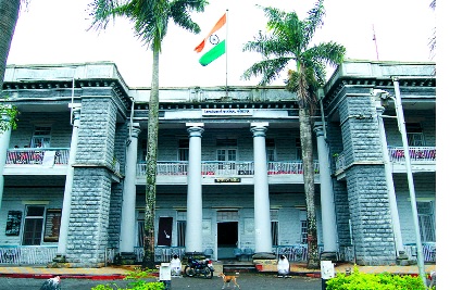 Government departments should prepare for 'Vision 2022': Collector | शासकीय विभागांनी ‘व्हिजन २०२२’ च्या तयारीला लागावे : जिल्हाधिकारी Government departments should prepare for 'Vision 2022': Collector | शासकीय विभागांनी ‘व्हिजन २०२२’ च्या तयारीला लागावे : जिल्हाधिकारी