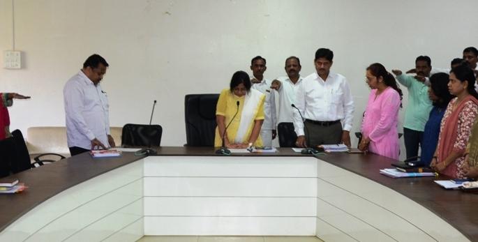 Celebrate Constitution Day on behalf of Satara District Administration | सातारा जिल्हा प्रशासनाच्यावतीने ह्यसंविधान दिन साजरा Celebrate Constitution Day on behalf of Satara District Administration | सातारा जिल्हा प्रशासनाच्यावतीने ह्यसंविधान दिन साजरा