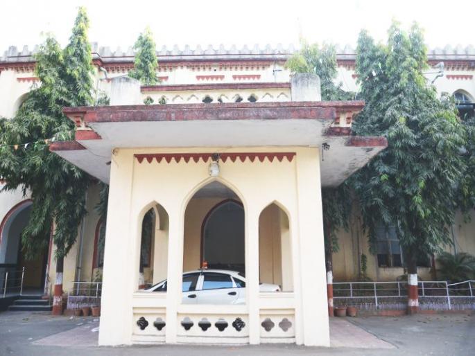 Deputy Collector is not working even after six months, will action be taken? | उपजिल्हाधिकारी सहा महिन्यानंतरही रुजू नाही, कारवाई होणार का? Deputy Collector is not working even after six months, will action be taken? | उपजिल्हाधिकारी सहा महिन्यानंतरही रुजू नाही, कारवाई होणार का?