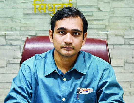 Application for 35% farmers' loan waiver - Uday Chaudhary | कर्जमाफीसाठी ३५ टक्के शेतकºयांचे अर्ज--उदय चौधरी Application for 35% farmers' loan waiver - Uday Chaudhary | कर्जमाफीसाठी ३५ टक्के शेतकºयांचे अर्ज--उदय चौधरी