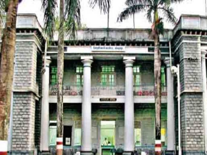 American Mission bans land transfers in kolhapur | ‘अमेरिकन मिशन’ जमीन हस्तांतरणास बंदी, अप्पर जिल्हाधिकाऱ्यांचा आदेश American Mission bans land transfers in kolhapur | ‘अमेरिकन मिशन’ जमीन हस्तांतरणास बंदी, अप्पर जिल्हाधिकाऱ्यांचा आदेश