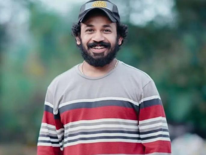 comedian actor rakesh poojary passes away at 34 due to sudden heart attack | मैत्रिणीच्या मेहंदीला गेला अन्..; प्रसिद्ध अभिनेत्याचं ३४ व्या वर्षी निधन, मनोरंजनविश्वावर शोककळा comedian actor rakesh poojary passes away at 34 due to sudden heart attack | मैत्रिणीच्या मेहंदीला गेला अन्..; प्रसिद्ध अभिनेत्याचं ३४ व्या वर्षी निधन, मनोरंजनविश्वावर शोककळा