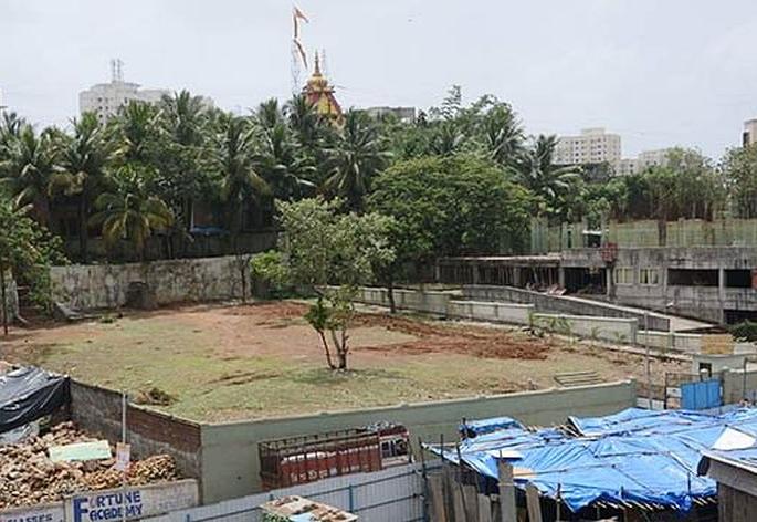 Commercial use of open space in the city; Meaningful neglect of the corporation | शहरातील ‘ओपन स्पेस’चा व्यावसायिक वापर; मनपाचे अर्थपूर्ण दुर्लक्ष