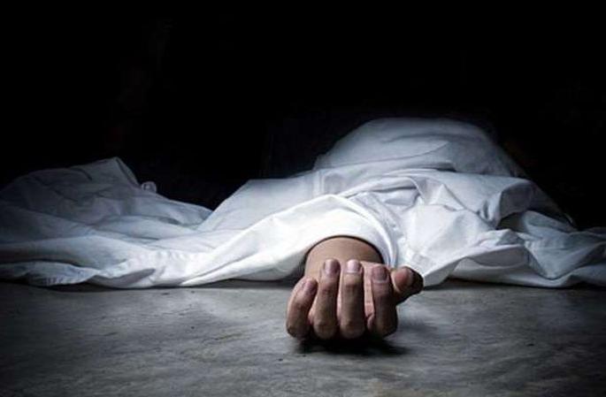 Pregnant women commit suicide | सासरच्या जाचाला कंटाळून गर्भवती विवाहितेची आत्महत्या Pregnant women commit suicide | सासरच्या जाचाला कंटाळून गर्भवती विवाहितेची आत्महत्या