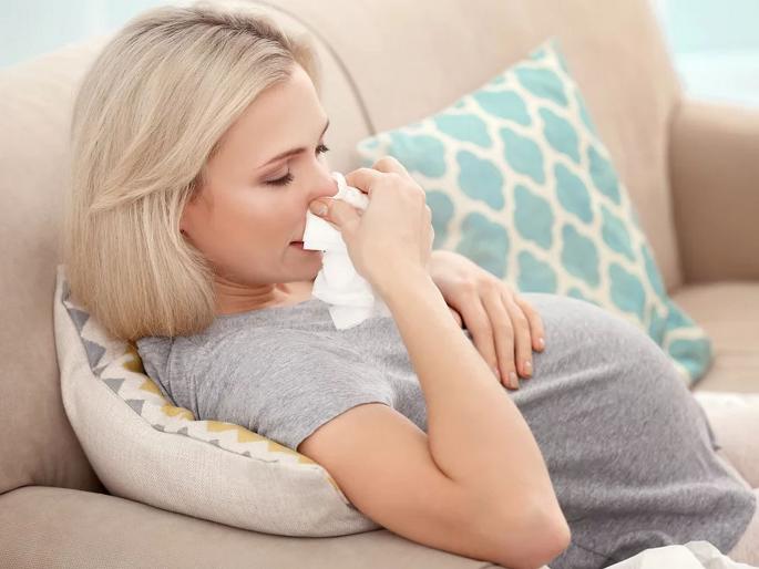 Study finds common cold virus can infect the placenta | जन्माआधीच बाळाला 'या' कारणाने होऊ शकतो अस्थमा, जाणून घ्या कारण.... Study finds common cold virus can infect the placenta | जन्माआधीच बाळाला 'या' कारणाने होऊ शकतो अस्थमा, जाणून घ्या कारण....