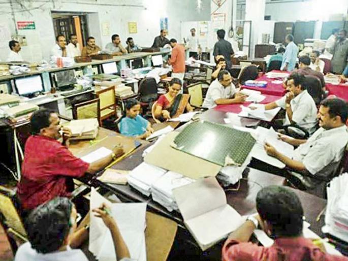 wanna change the system, be in the system! | आता आम्ही कायतरी करणारच असं म्हणता? मग म्हटलं ह्ये सांगून जावं.. wanna change the system, be in the system! | आता आम्ही कायतरी करणारच असं म्हणता? मग म्हटलं ह्ये सांगून जावं..