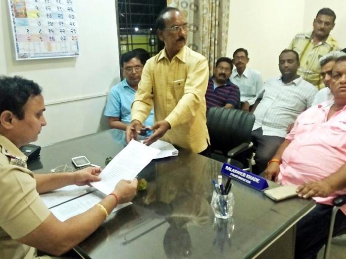 Police filed a complaint against BJP MLA Raju Todesam, | भाजपा आमदार राजू तोडसाम यांच्या विरुद्ध अखेर कंत्राटदाराने पोलिसात दाखल केली तक्रार Police filed a complaint against BJP MLA Raju Todesam, | भाजपा आमदार राजू तोडसाम यांच्या विरुद्ध अखेर कंत्राटदाराने पोलिसात दाखल केली तक्रार