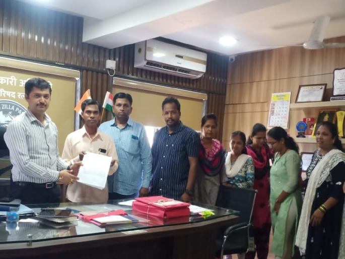 'Induct Computer Operators into Gram Panchayat Service' | 'संगणक परिचालकांना ग्रामपंचायत सेवेत सामावून घ्या' 'Induct Computer Operators into Gram Panchayat Service' | 'संगणक परिचालकांना ग्रामपंचायत सेवेत सामावून घ्या'