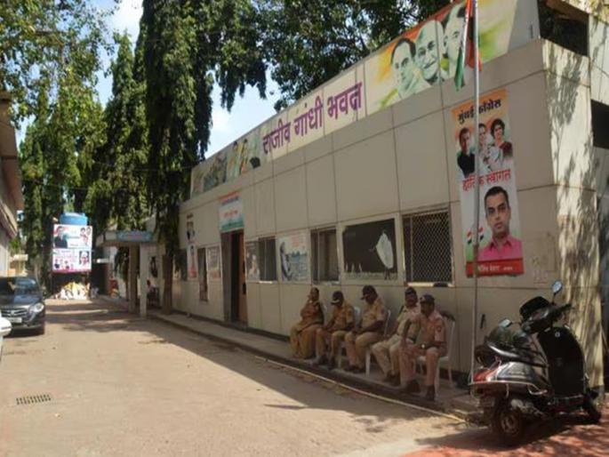 Mumbai Congress: How is everything so quiet... No meetings, no discussion of municipal elections, the party's strength has run out | मुंबई काँग्रेस : सारे कसे शांत शांत... बैठका नाहीत, महापालिका निवडणुकीची चर्चा नाही Mumbai Congress: How is everything so quiet... No meetings, no discussion of municipal elections, the party's strength has run out | मुंबई काँग्रेस : सारे कसे शांत शांत... बैठका नाहीत, महापालिका निवडणुकीची चर्चा नाही