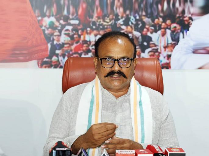 congress harshwardhan sapkal criticized bjp mahayuti govt over farmers loan waiver issue | “शेतकरी कर्जमाफी फाइलवर सही करण्यास फडणवीस-शिंदे-पवारांच्या हाताला लकवा मारला आहे का?”: सपकाळ congress harshwardhan sapkal criticized bjp mahayuti govt over farmers loan waiver issue | “शेतकरी कर्जमाफी फाइलवर सही करण्यास फडणवीस-शिंदे-पवारांच्या हाताला लकवा मारला आहे का?”: सपकाळ
