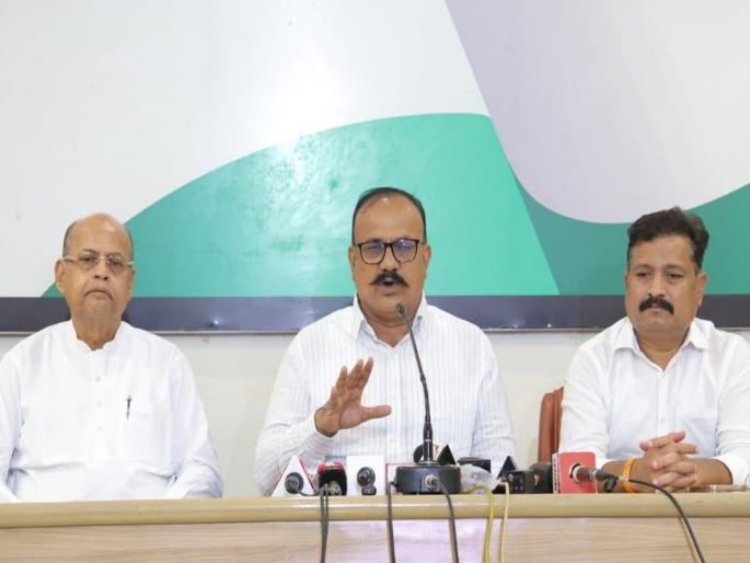 "The tsunami of corruption of BJP, Shinde, Ajit Pawar reached the ministry in the first rain, when will the scammers be investigated?" Congress questions | "पहिल्याच पावसात भाजप, शिंदे, अजित पवारांच्या भ्रष्टाचाराची त्सुनामी मंत्रालयात पोहचली, घोटाळेबाजांची चौकशी कधी?’’ काँग्रेसचा सवाल "The tsunami of corruption of BJP, Shinde, Ajit Pawar reached the ministry in the first rain, when will the scammers be investigated?" Congress questions | "पहिल्याच पावसात भाजप, शिंदे, अजित पवारांच्या भ्रष्टाचाराची त्सुनामी मंत्रालयात पोहचली, घोटाळेबाजांची चौकशी कधी?’’ काँग्रेसचा सवाल