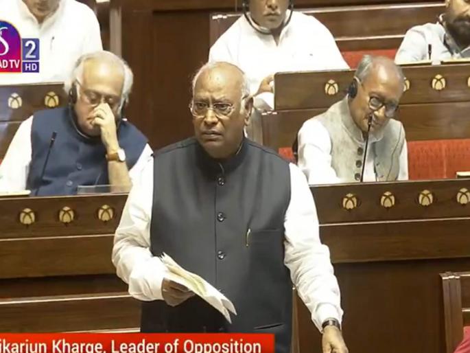 During the debate in Rajya Sabha on Operation Sindoor Congress Mallikarjun Kharge targeted the Modi government | "दोन वाक्ये लिहिण्यासाठी वेळ नाही पण लोकांना मिठी मारण्यासाठी..."; मल्लिकार्जुन खरगेंचा सरकारवर निशाणा During the debate in Rajya Sabha on Operation Sindoor Congress Mallikarjun Kharge targeted the Modi government | "दोन वाक्ये लिहिण्यासाठी वेळ नाही पण लोकांना मिठी मारण्यासाठी..."; मल्लिकार्जुन खरगेंचा सरकारवर निशाणा