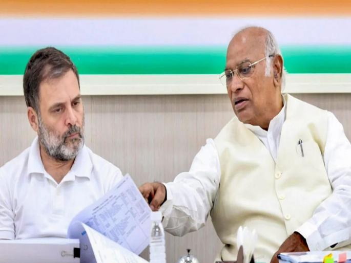 Maharashtra Assembly Election 2024 - Congress third list announced, names of candidates from 16 constituencies announced | काँग्रेसची १६ जणांची तिसरी उमेदवार यादी जाहीर; मुंबईतील २ मतदारसंघाचा समावेश Maharashtra Assembly Election 2024 - Congress third list announced, names of candidates from 16 constituencies announced | काँग्रेसची १६ जणांची तिसरी उमेदवार यादी जाहीर; मुंबईतील २ मतदारसंघाचा समावेश