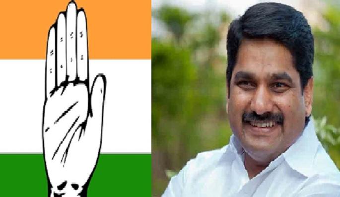 Congress self examination in the kolhapur district | कोल्हापूर जिल्ह्यात काँग्रेसची स्वबळासाठी चाचपणी, सतेज पाटील यांच्या विजयाने काँग्रेसला ताकद Congress self examination in the kolhapur district | कोल्हापूर जिल्ह्यात काँग्रेसची स्वबळासाठी चाचपणी, सतेज पाटील यांच्या विजयाने काँग्रेसला ताकद