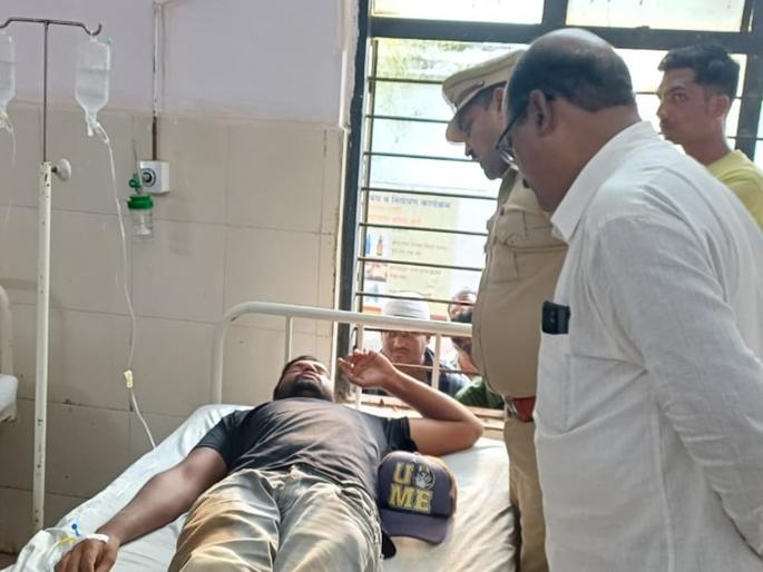 Lightning struck the construction of the meditation center; One worker died on the spot, 6 injured | ध्यानकेंद्राच्या बांधकामावर वीज कोसळली; एका कामगाराचा जागीच मृत्यू, ६ जखमी Lightning struck the construction of the meditation center; One worker died on the spot, 6 injured | ध्यानकेंद्राच्या बांधकामावर वीज कोसळली; एका कामगाराचा जागीच मृत्यू, ६ जखमी