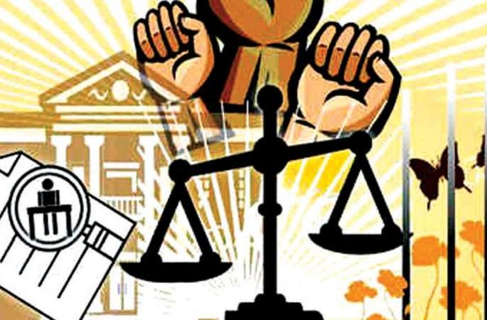 Complaints in the consumer forum doubled during the Corona period | कोरोना काळात ग्राहक मंचामध्ये दुपटीने वाढला तक्रारींचा अेाघ Complaints in the consumer forum doubled during the Corona period | कोरोना काळात ग्राहक मंचामध्ये दुपटीने वाढला तक्रारींचा अेाघ