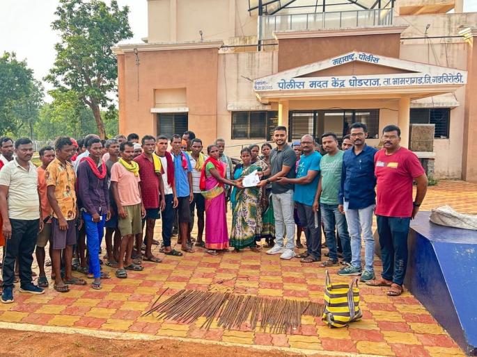 A crystal-like object kept in case of an accident; The people of Bhatpar banned the Naxals from the village | घातपातासाठी ठेवली स्फाेटकसदृश्य वस्तू; भटपारवासींनी नक्षल्यांना केली गावबंदी A crystal-like object kept in case of an accident; The people of Bhatpar banned the Naxals from the village | घातपातासाठी ठेवली स्फाेटकसदृश्य वस्तू; भटपारवासींनी नक्षल्यांना केली गावबंदी