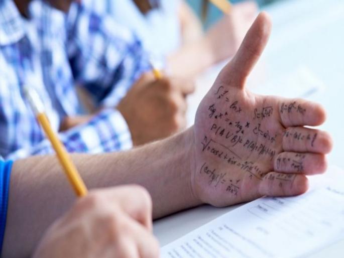 If you copy in 10th-12th exam, a case will be filed | दहावी-बारावी परीक्षेत कॉपी कराल तर होणार गुन्हा दाखल If you copy in 10th-12th exam, a case will be filed | दहावी-बारावी परीक्षेत कॉपी कराल तर होणार गुन्हा दाखल