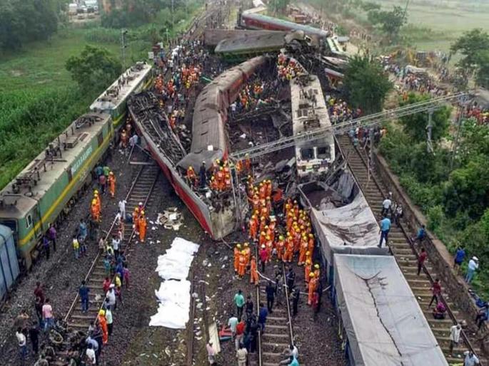 Odisha Coromandel Express Accident: Who is at fault in the Coromandel Express accident, what is the reason? In front of shocking information | कोरोमंडल एक्स्प्रेस अपघातात चूक कुणाची, कारण काय? धक्कादायक माहिती समोर  Odisha Coromandel Express Accident: Who is at fault in the Coromandel Express accident, what is the reason? In front of shocking information | कोरोमंडल एक्स्प्रेस अपघातात चूक कुणाची, कारण काय? धक्कादायक माहिती समोर