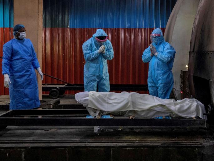 CoronaVirus News superbugs made with overuse of antibiotics responsible for 60 per cent deaths | CoronaVirus News: कोरोना मृत्यूंमागचं 'खरं' कारण समोर; ६०% रुग्णांच्या मृत्यूबद्दल धक्कादायक माहिती उघड CoronaVirus News superbugs made with overuse of antibiotics responsible for 60 per cent deaths | CoronaVirus News: कोरोना मृत्यूंमागचं 'खरं' कारण समोर; ६०% रुग्णांच्या मृत्यूबद्दल धक्कादायक माहिती उघड