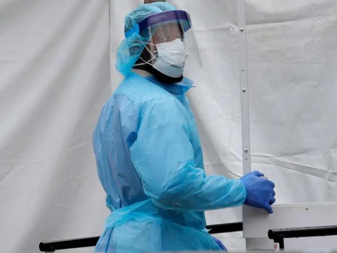CoronaVirus : A man hid his coronavirus symptoms to join his wife in a New York hospital maternity ward vrd | CoronaVirus : धक्कादायक! पतीनं लपवली कोरोनाची लक्षणं; गर्भवती पत्नीसुद्धा झाली संक्रमित